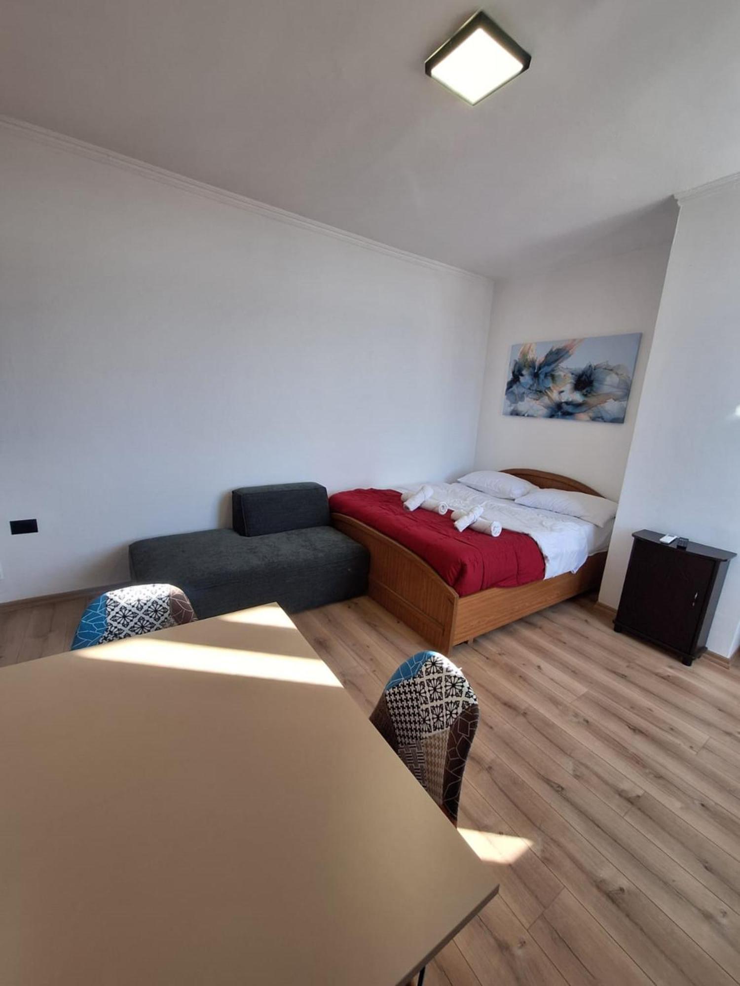 Albania Apartment Comfort Near Tirana City Center ภายนอก รูปภาพ