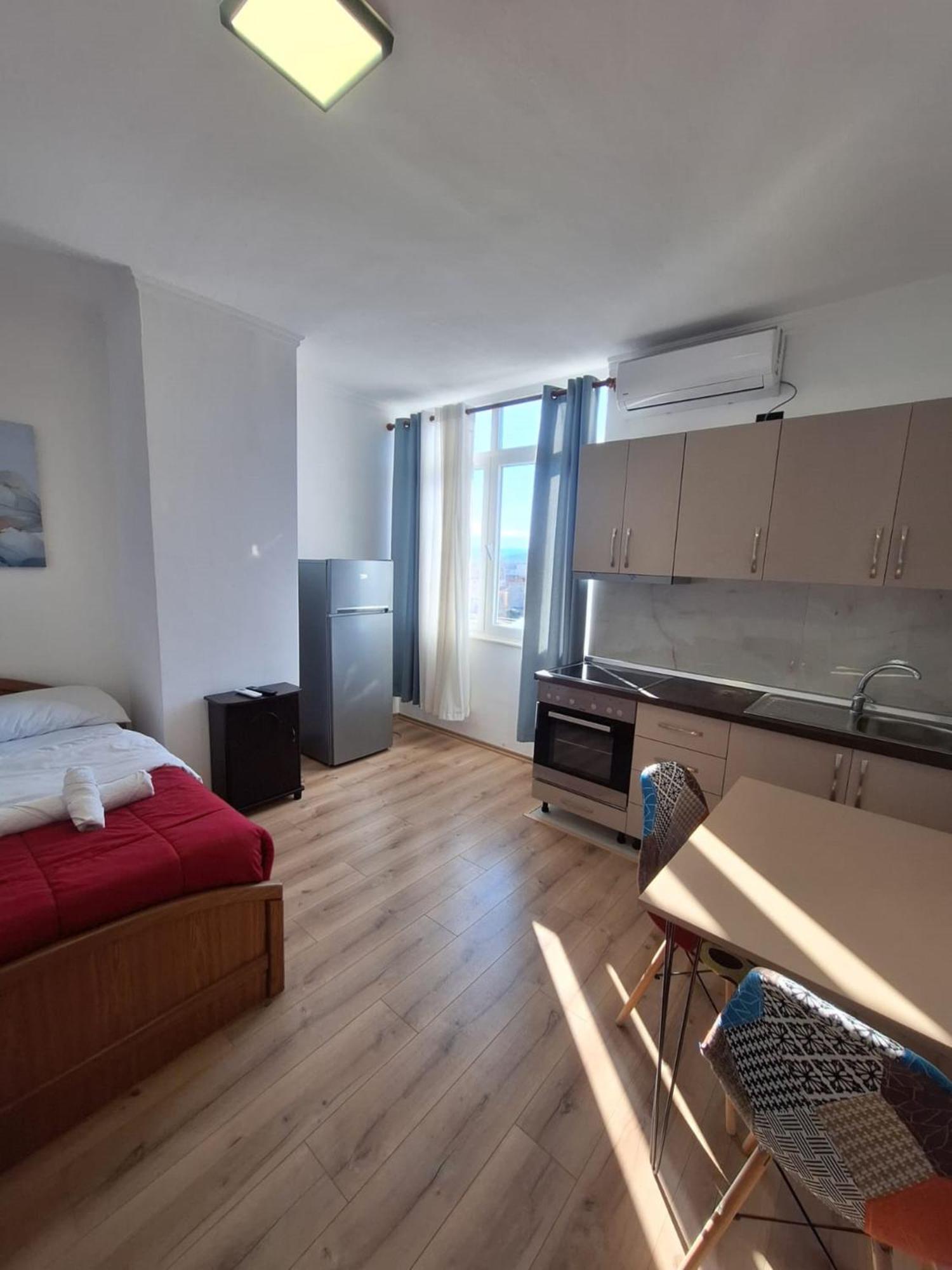 Albania Apartment Comfort Near Tirana City Center ภายนอก รูปภาพ