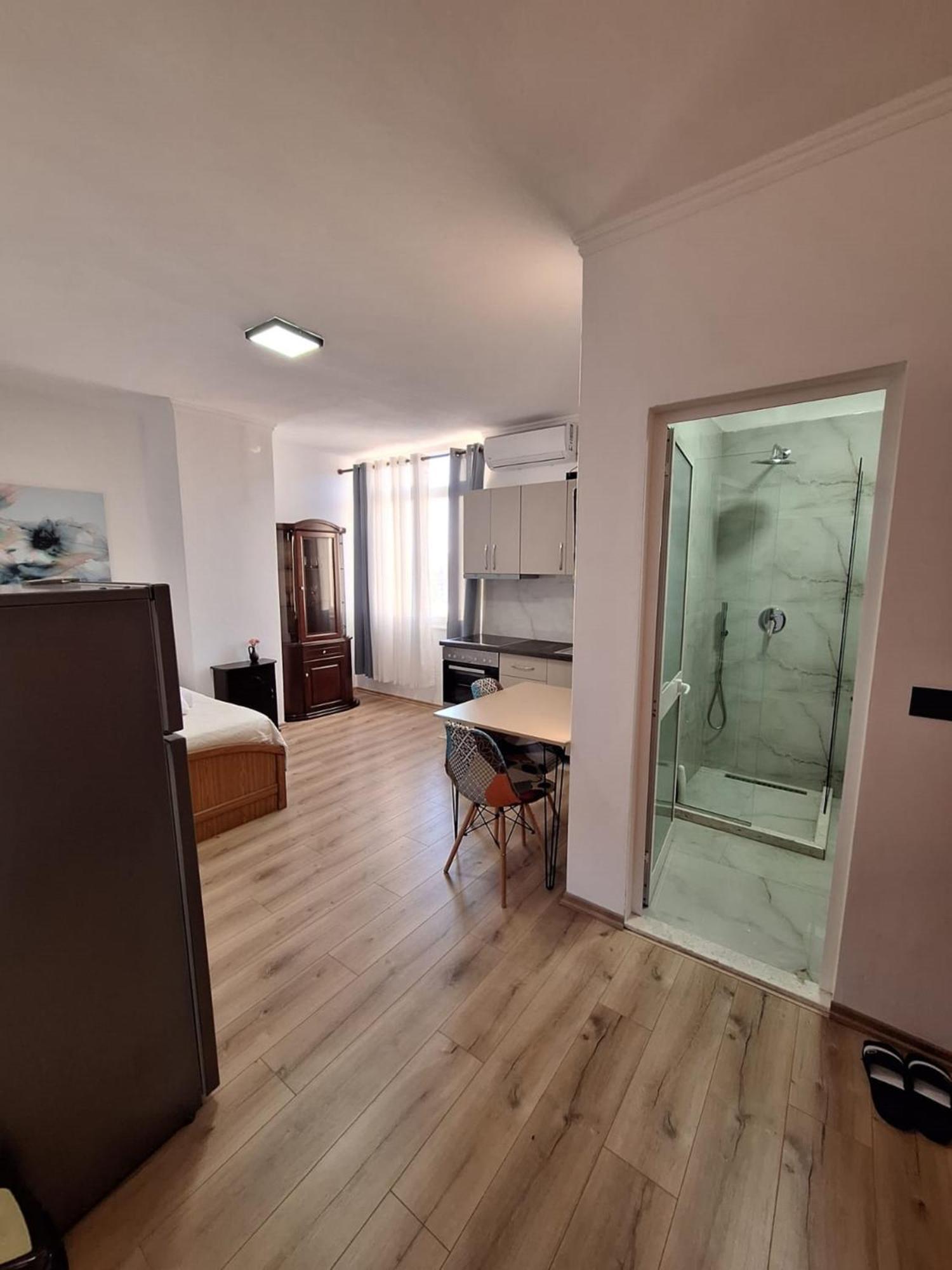 Albania Apartment Comfort Near Tirana City Center ภายนอก รูปภาพ