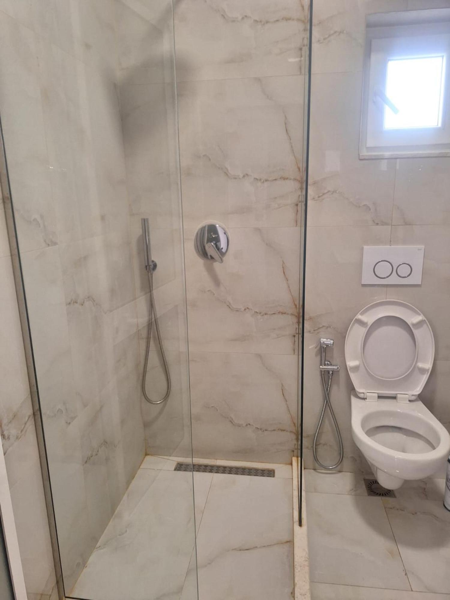 Albania Apartment Comfort Near Tirana City Center ภายนอก รูปภาพ
