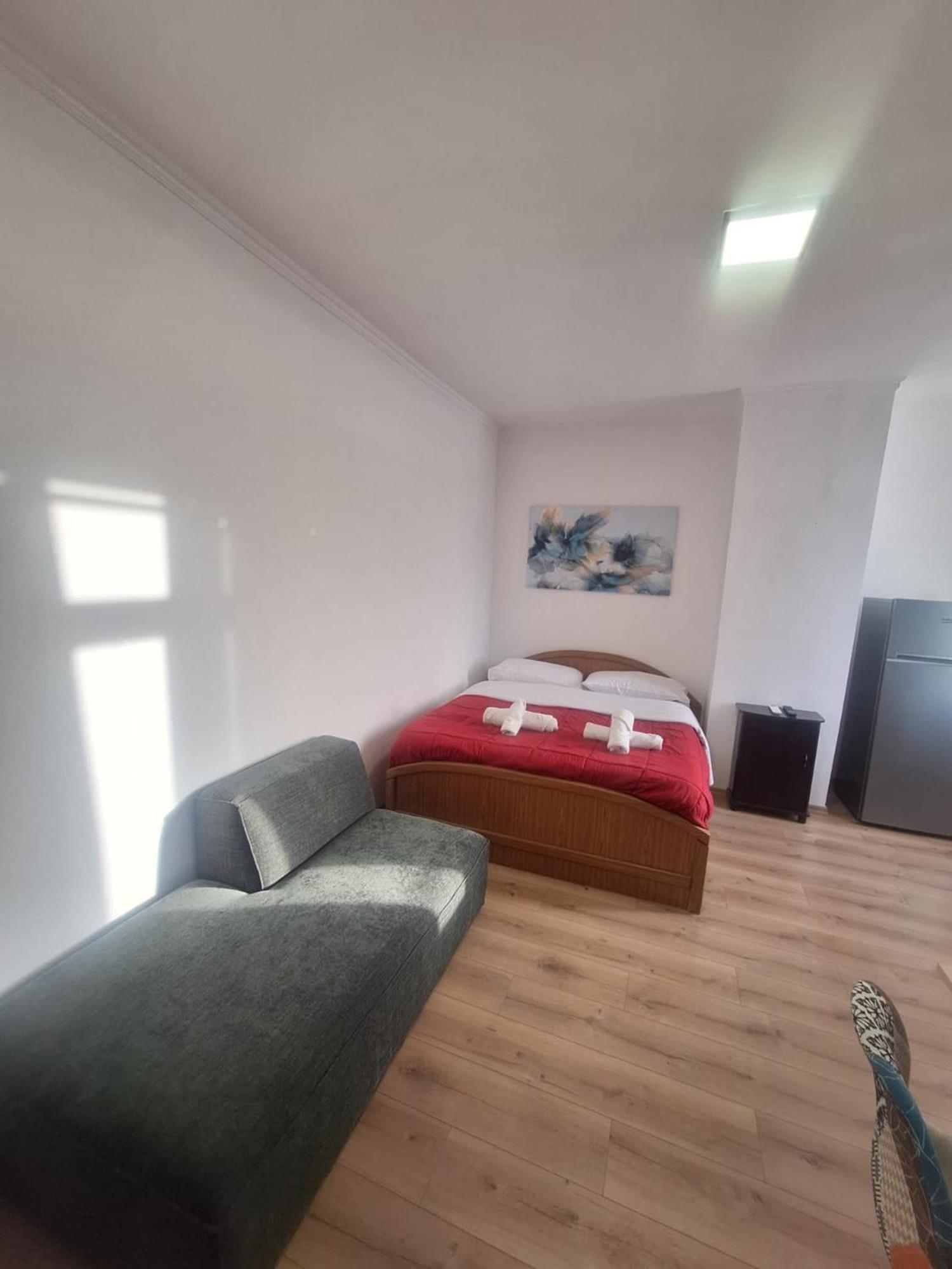 Albania Apartment Comfort Near Tirana City Center ภายนอก รูปภาพ